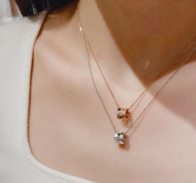 CHAUMET